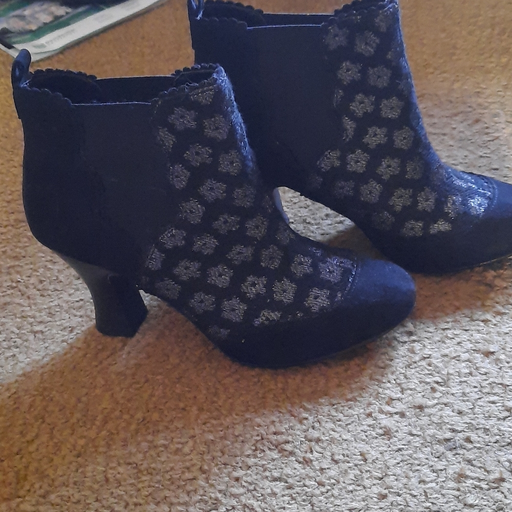 Never worn - Picture 3 of 4